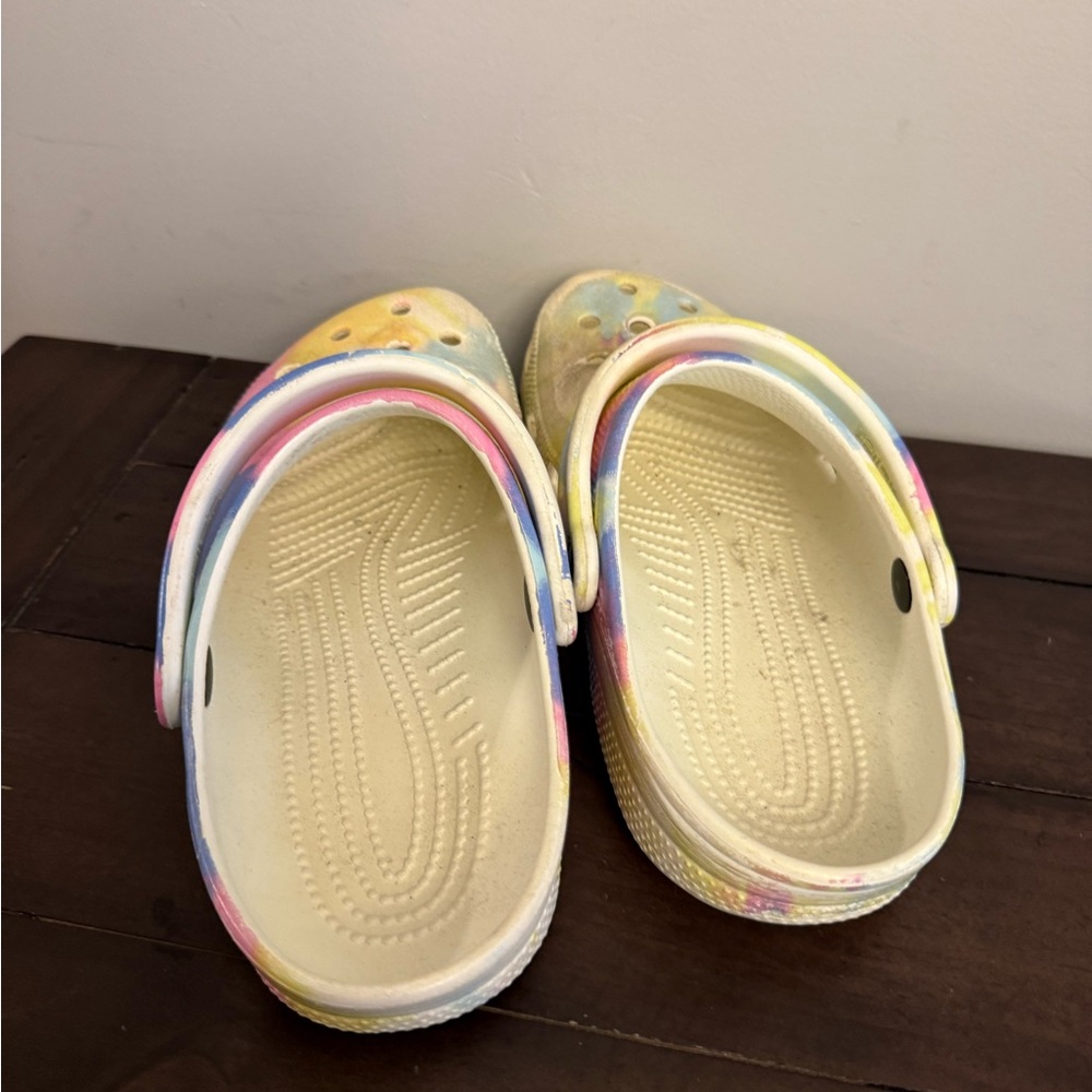 CROCS Kids Tie-Dye Clogs in Yellow Pink Blue - Picture 3 of 7